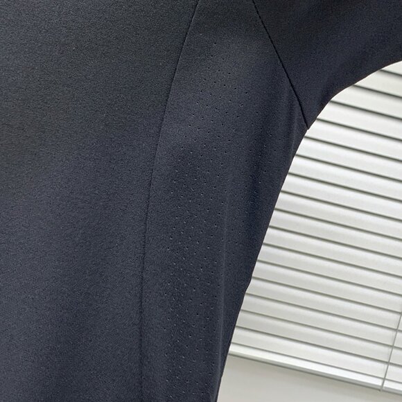 Simple Black Short-Sleeved T-Shirt Kolon Sport - Picture 8 of 8